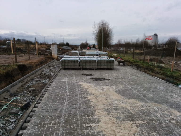 2014-12-11_Stavba_komunikace